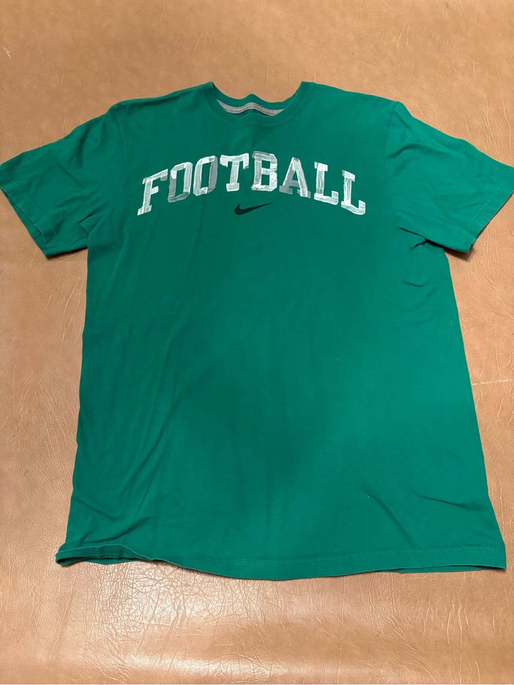 Nike Green Standard Fit Logo Crew Neck Tee